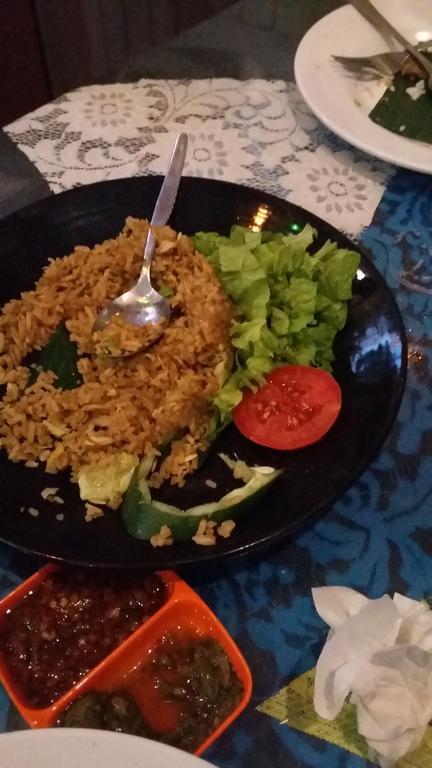 Ubud Kartini Hostel Екстер'єр фото