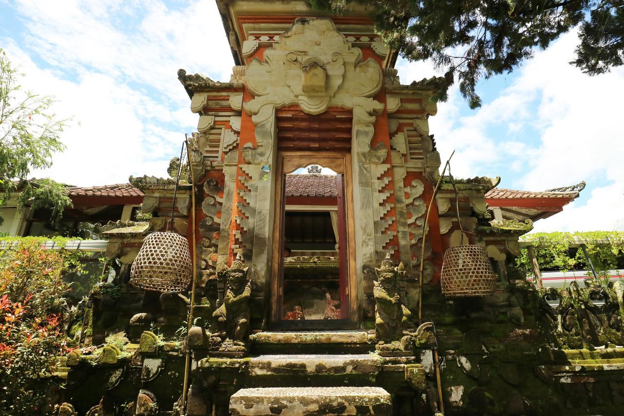 Ubud Kartini Hostel Екстер'єр фото