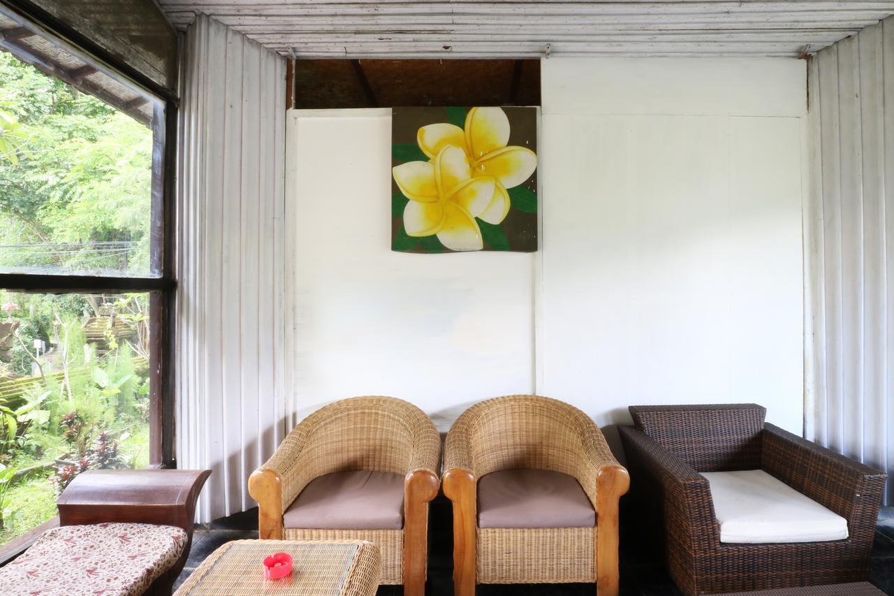 Ubud Kartini Hostel Екстер'єр фото